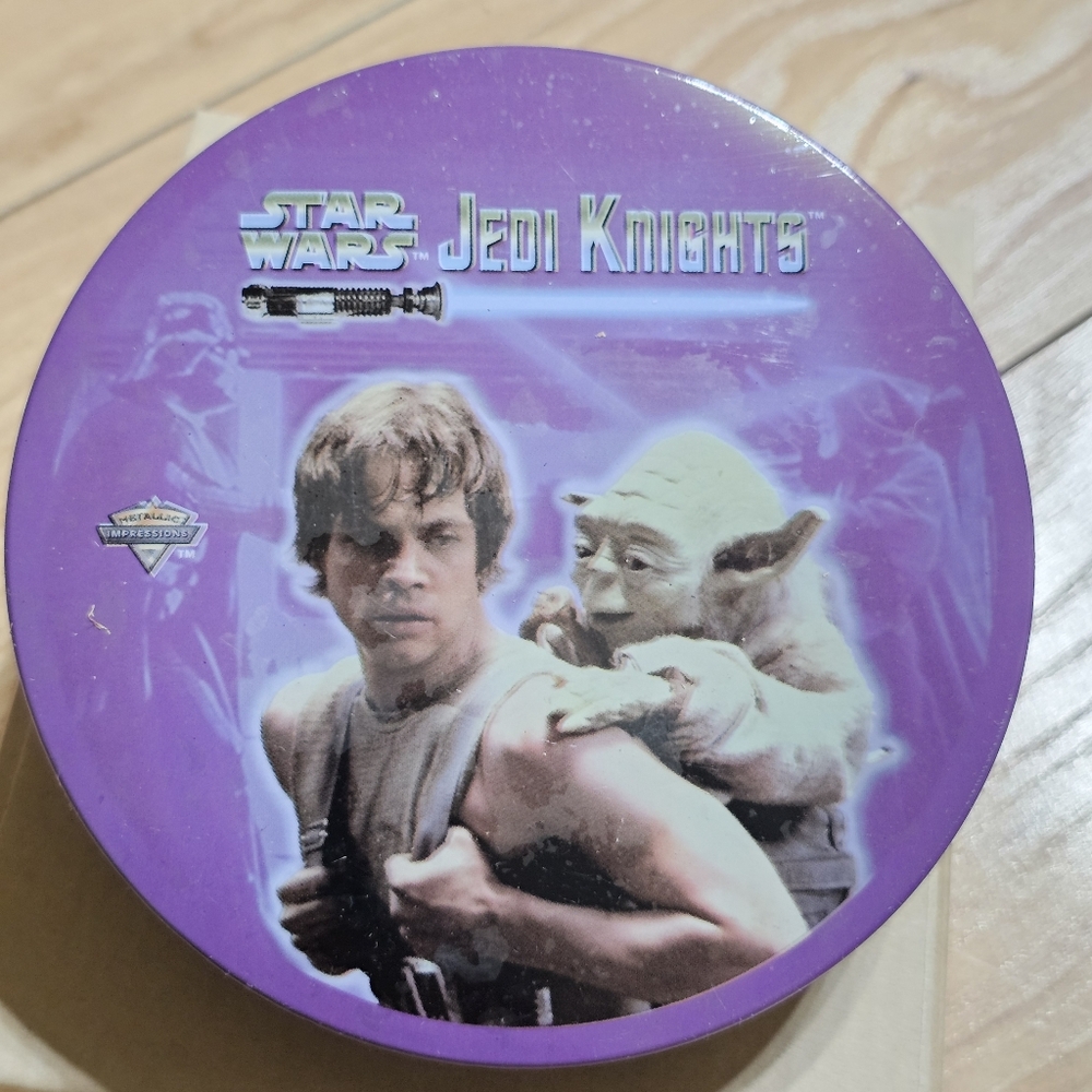 1998 Star Wars Jedi Knights Metal Tin with 5 Metal Card Set  Lucasfilm Vintage
